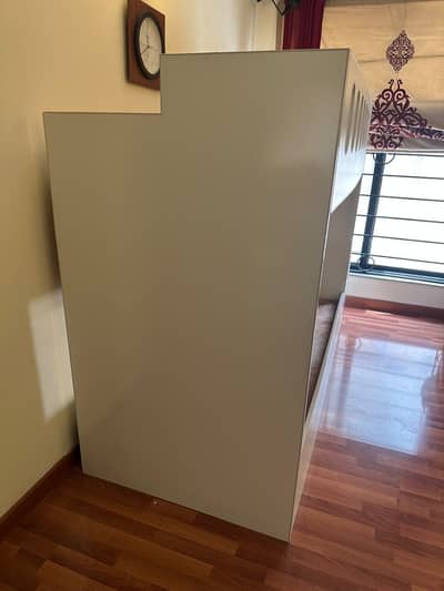 Beautiful white bunk bed…spotless just like new