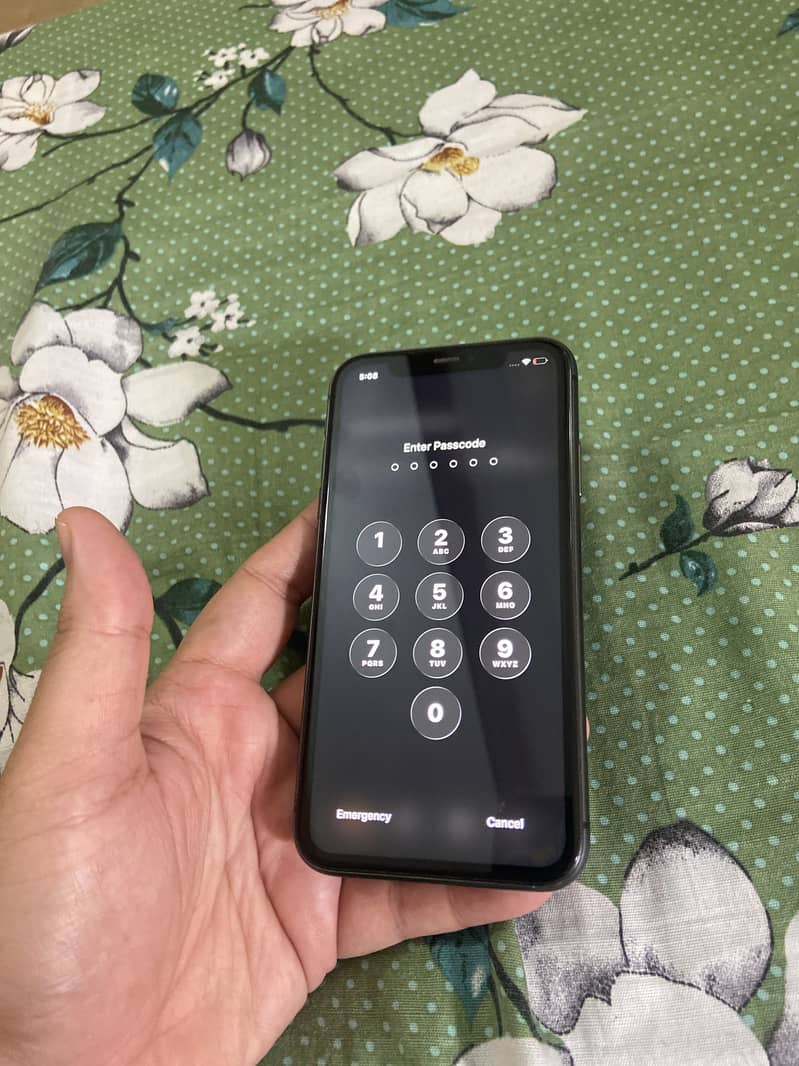 Apple iPhone 11 5