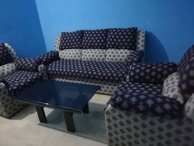 5 Seater Sofa – Premium | Comfort | Elegant Design | Like New | Luxur