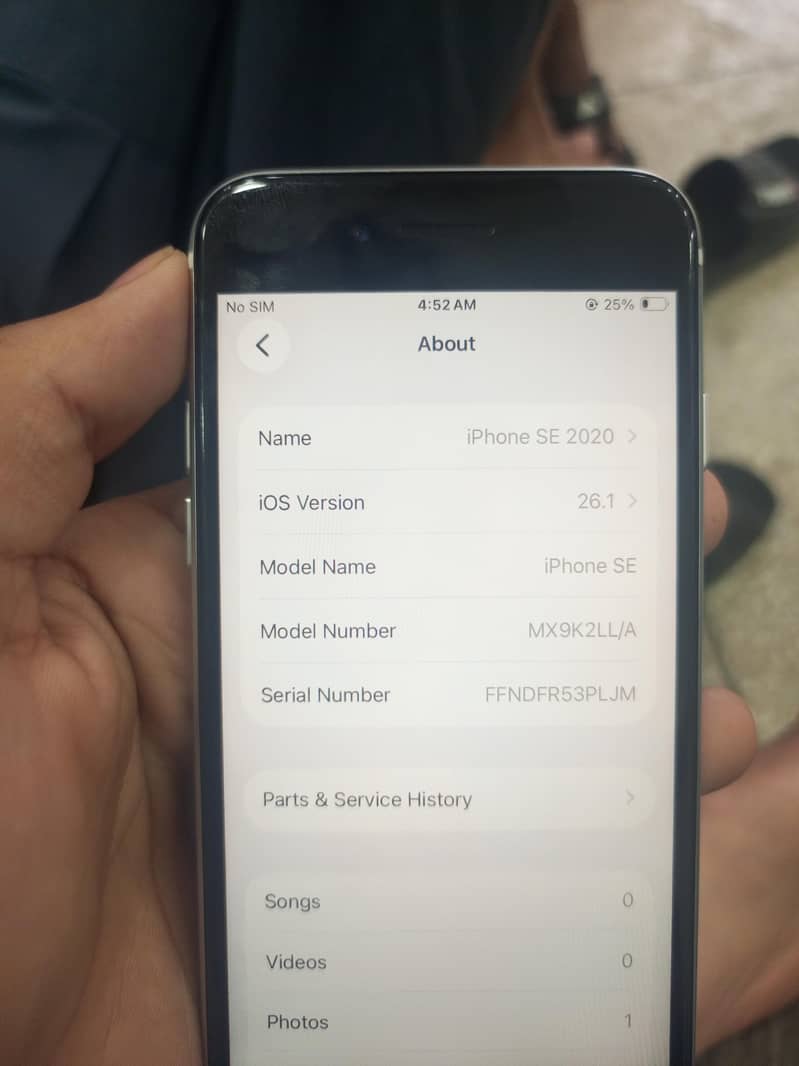 Apple iPhone SE 7