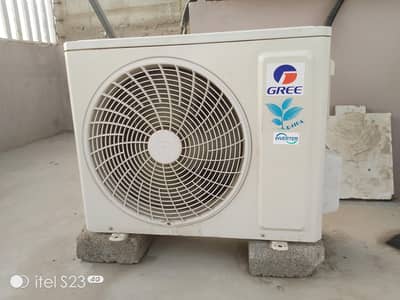 GREE Split 1 Ton AC