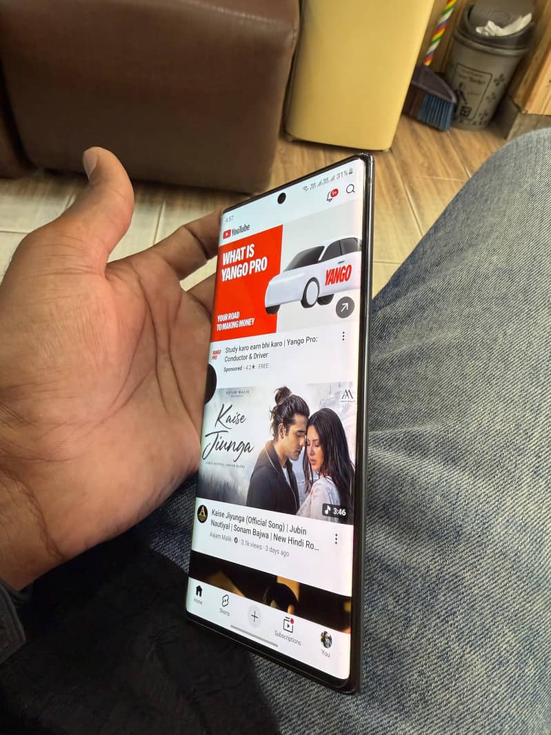 Samsung Mobile Note 10 Plus 2