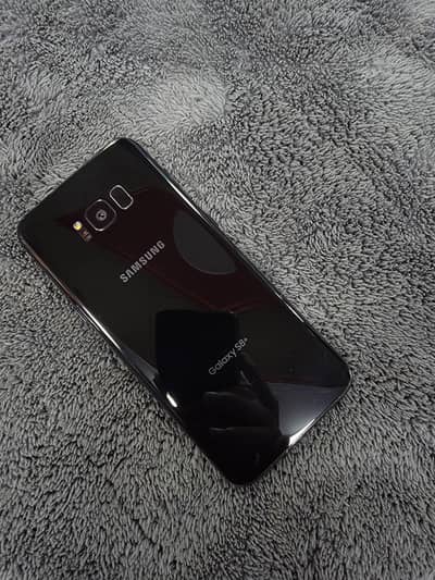 s8 plus dual Sim official pta approved  only screen changed