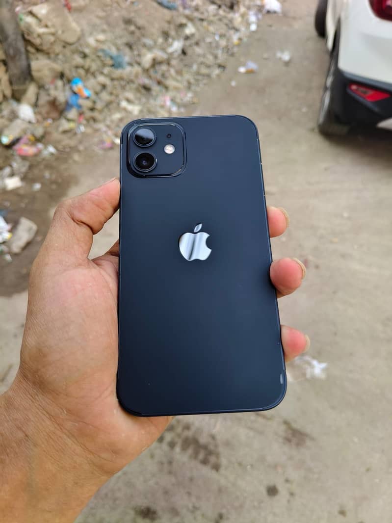 Apple iPhone 12 0