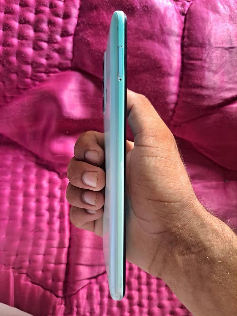 Itel Vision 3 1