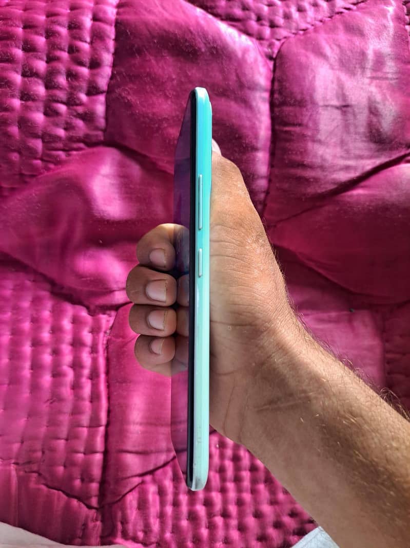 Itel Vision 3 3