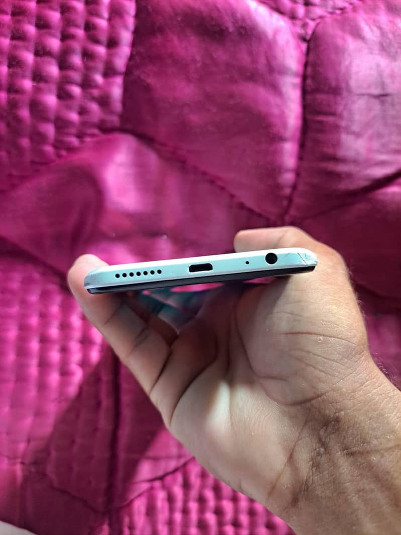 Itel Vision 3 4