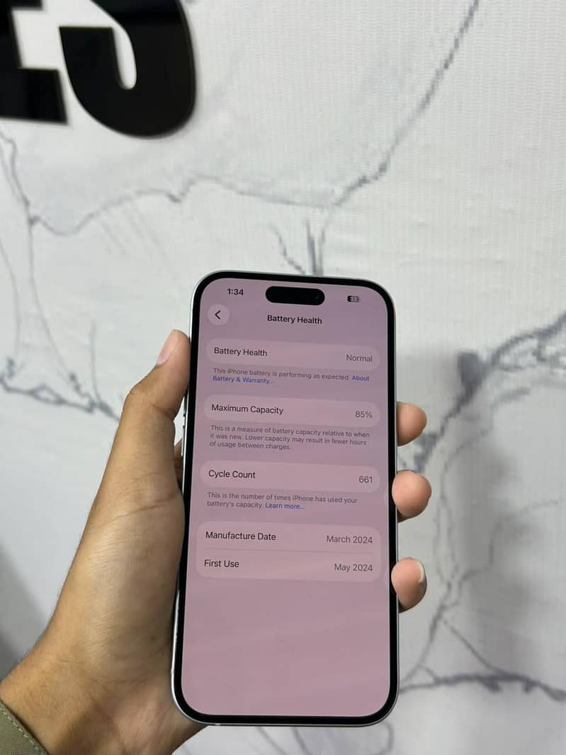 Apple iPhone 15 4