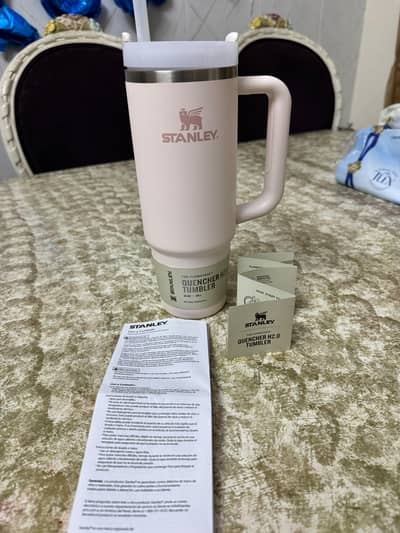 Stanley Quencher H2.0 Tumbler 40oz – Rose Quartz Pink
