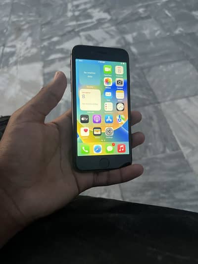Apple iPhone 8
