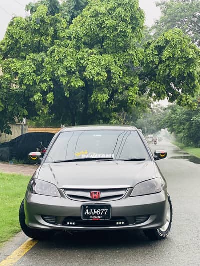 Honda Civic Oriel 2005
