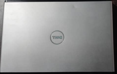 Dell Laptop DESKTOP-Q71DCEO Vostro 3300