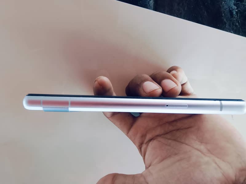 Google Pixel 7a 1