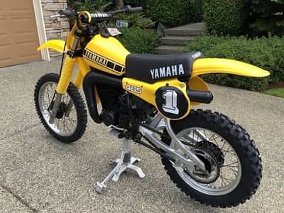 Yamaha dirt bike