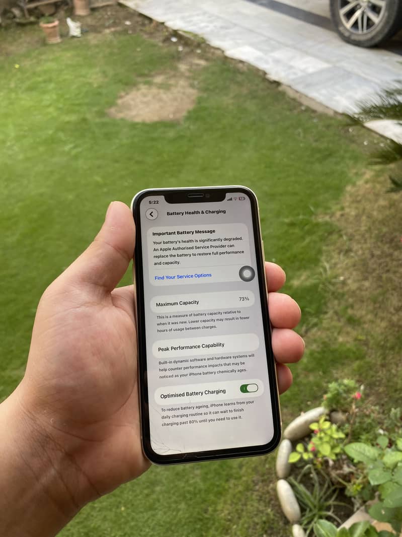 Apple iPhone 11 3