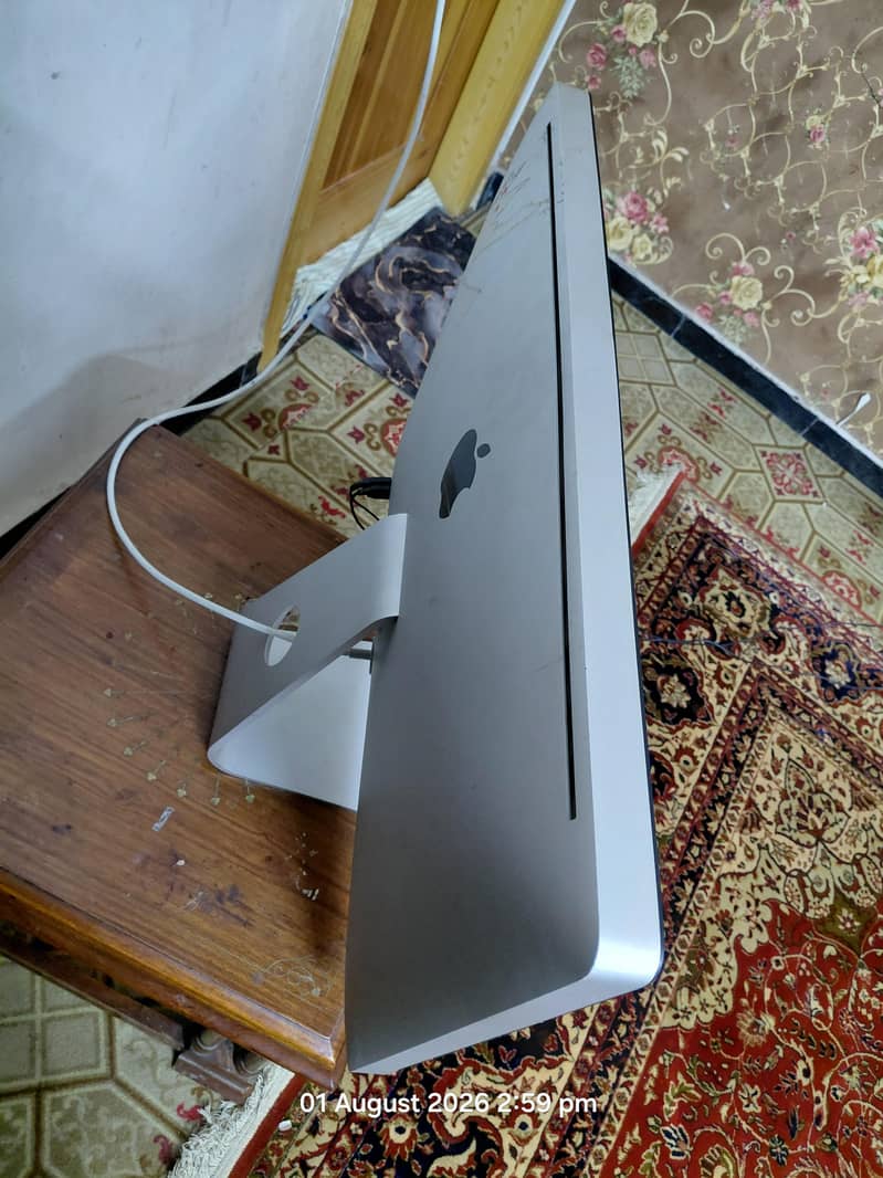 Apple iMac mid 2011 1