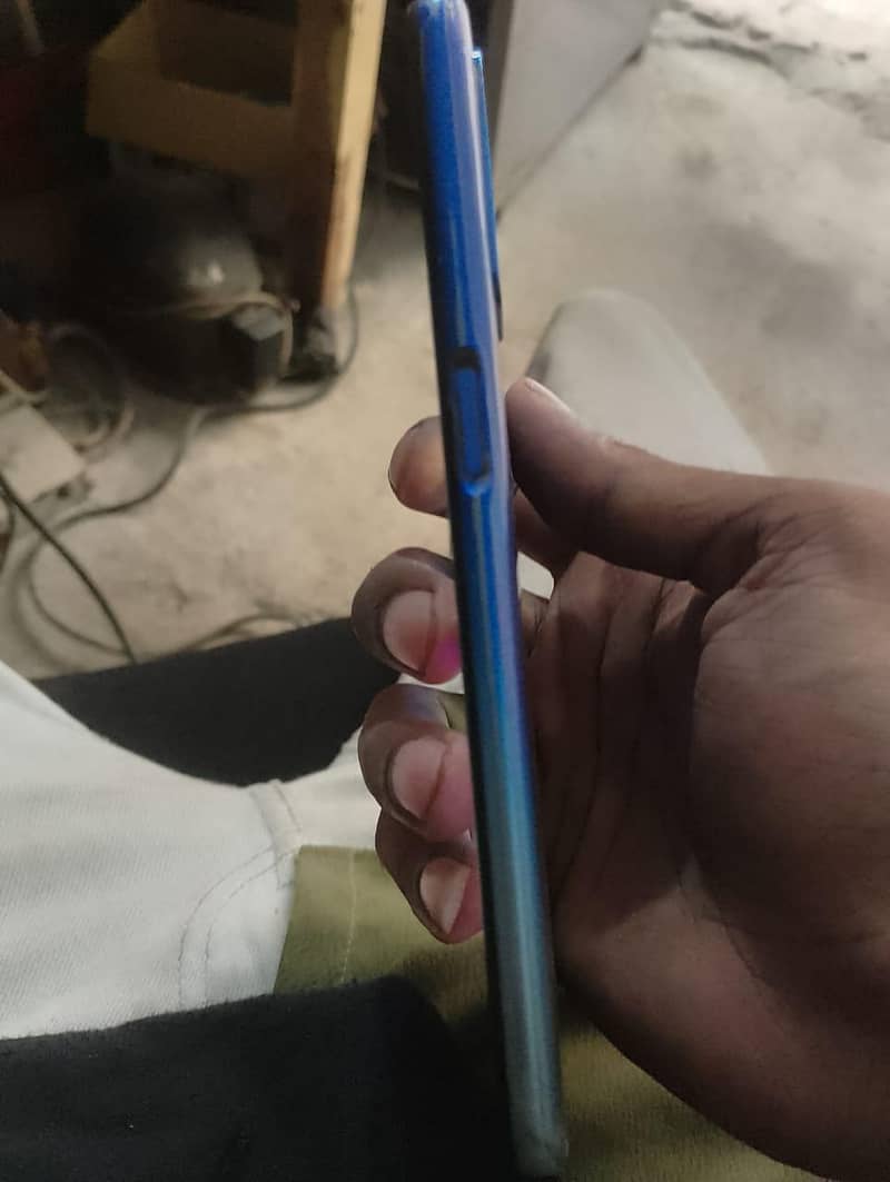 OPPO A54 3