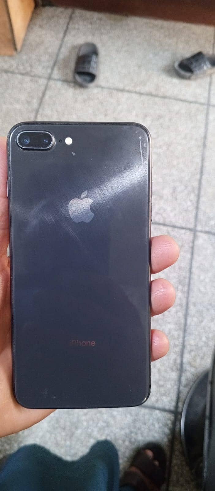 Apple iPhone 8 Plus 2