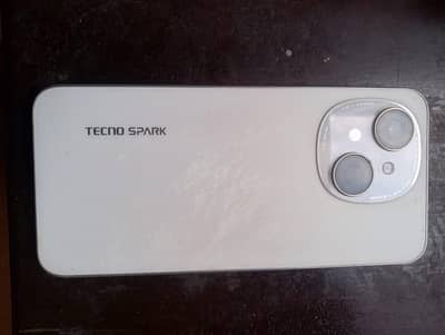 Tecno Spark Go 1
