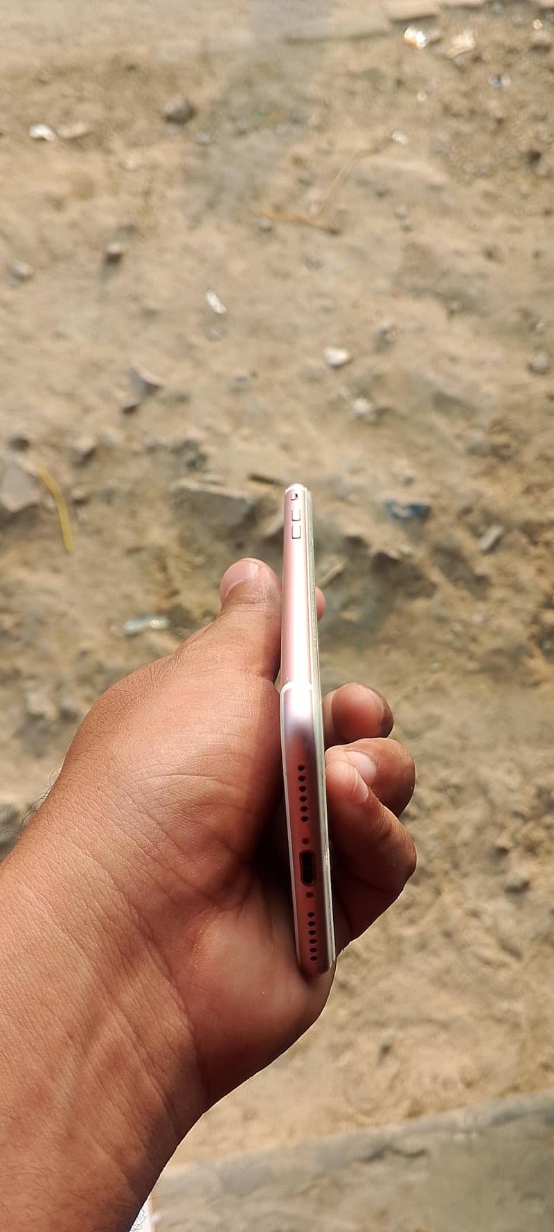 Apple iPhone 7 1