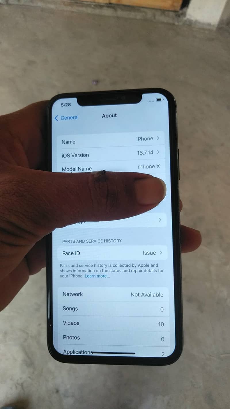 Apple iPhone X 3