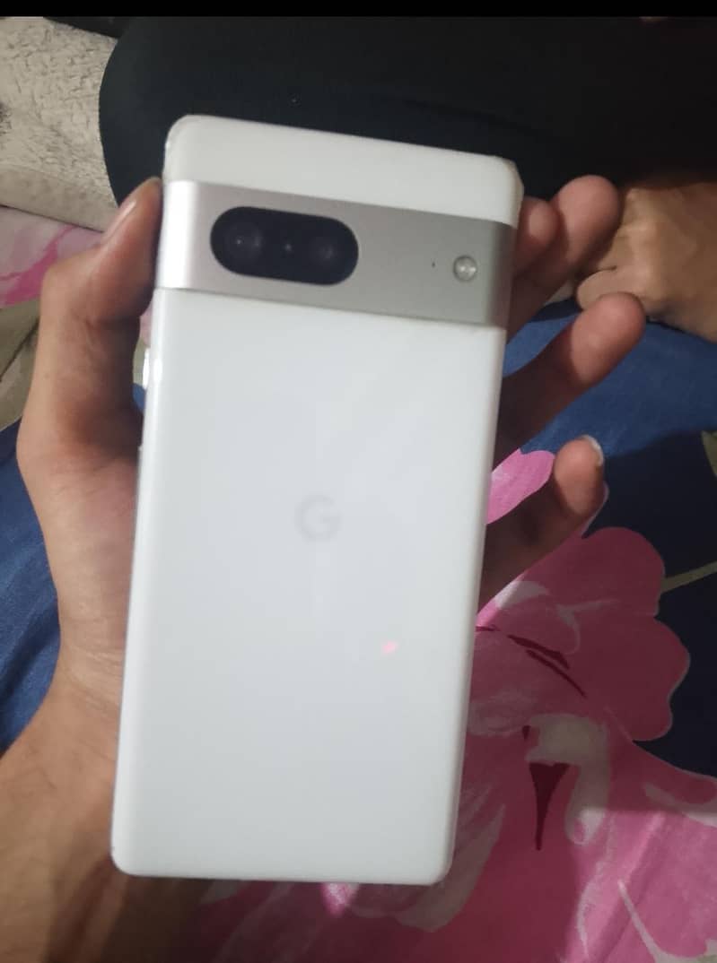 Google Pixel 7a 4