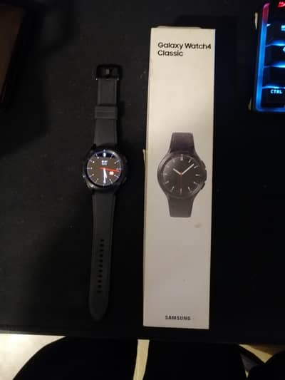 Samsung Galaxy Watch 4 Classic 42mm Bluetooth – Box & Accessories
