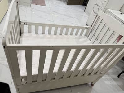 Baby cot
