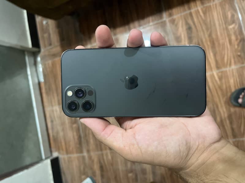 Apple iPhone 12 Pro Sim Working 2