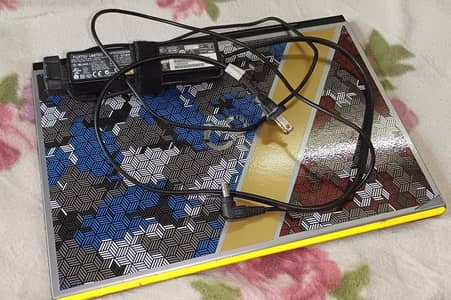 FUJITSU LAPTOP T935, Touch Screen & Tablet Mode