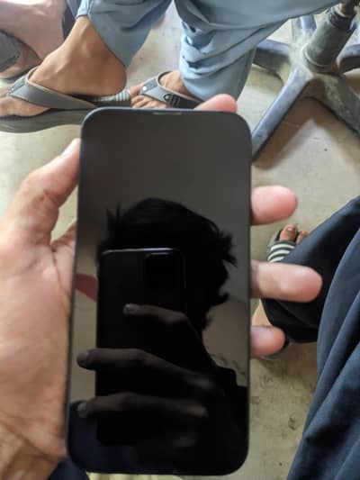 Apple iPhone 13
