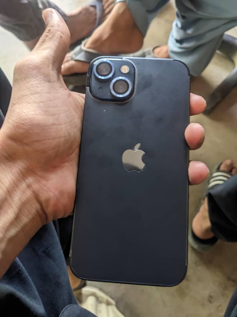 Apple iPhone 13 1