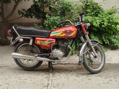 honda cg 125 all ok original condition file card bio matric