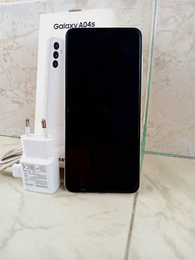 Samsung Galaxy A04s!