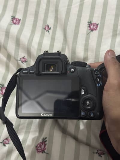 Canon EOS 100D DSLR Camera + 18-55mm Lens | Excellent Condition
