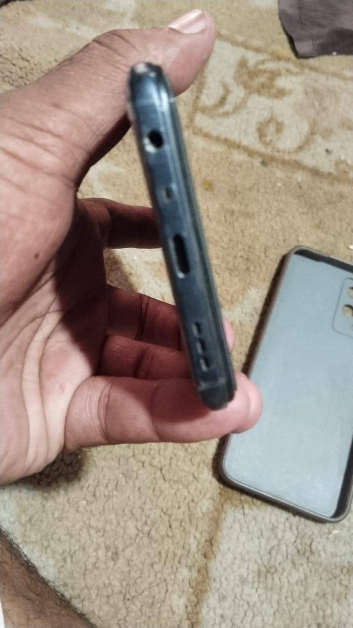 OPPO A54 0