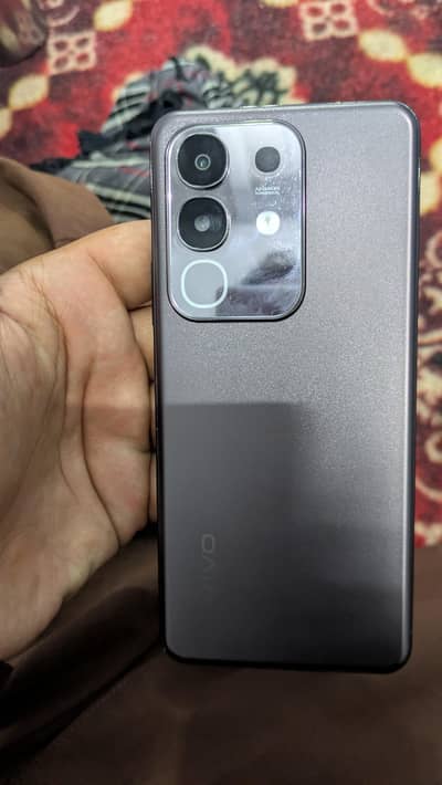 Vivo V29