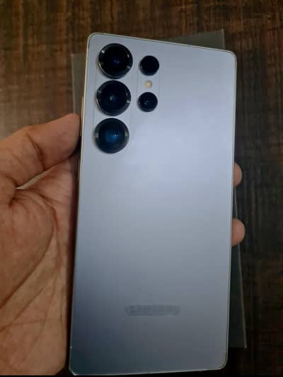 Samsung Galaxy S25 Ultra 12/512 With Box Official PTA Approved