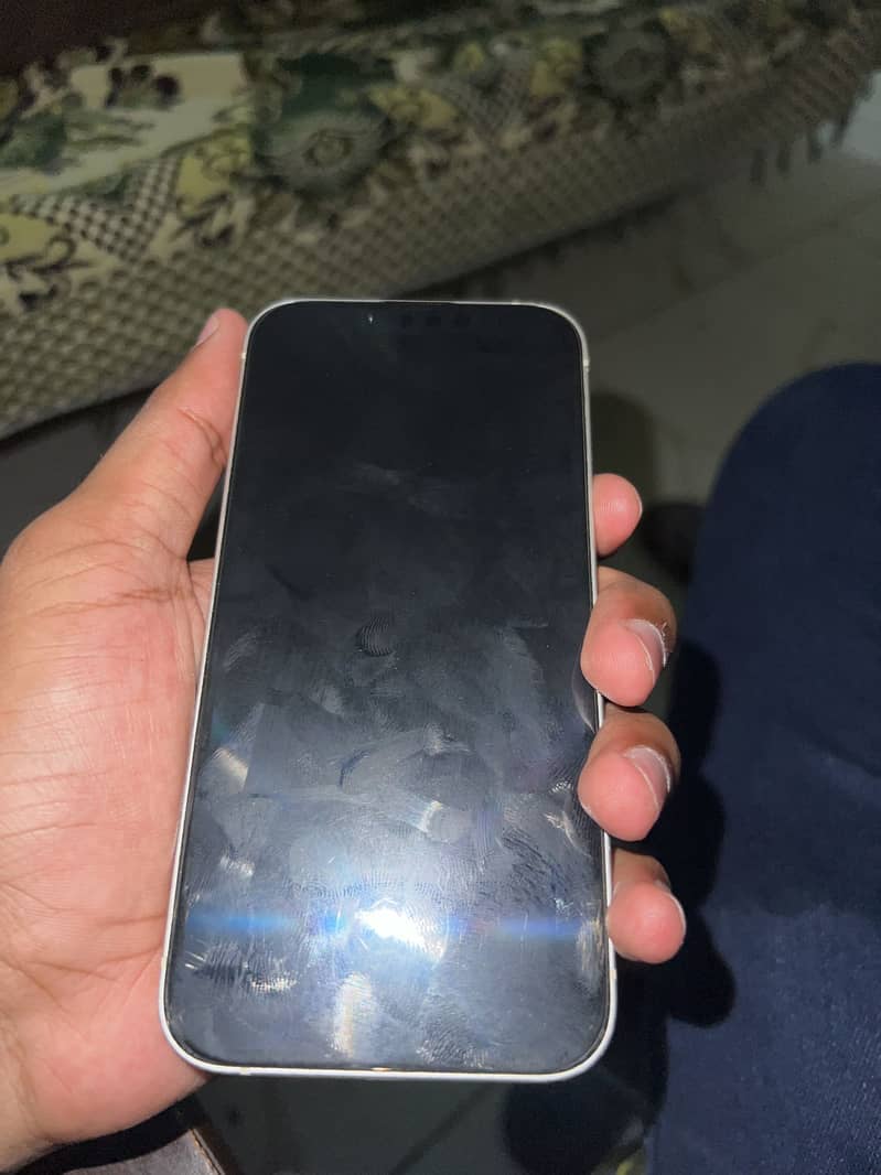 Apple iPhone 13 3