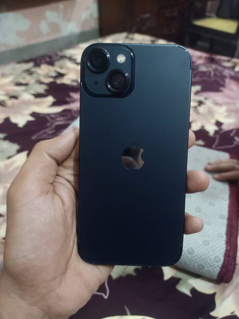 Apple iPhone 13 0