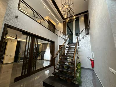 ONE KANAL BEAUTIFULL HOUSE AVAILABLE FOR RENT IN DHA PHASE 6