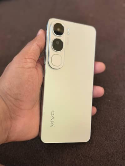 Vivo Y200
