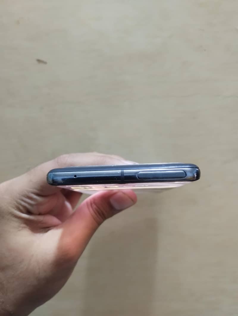 Google Pixel 7 Pro 6