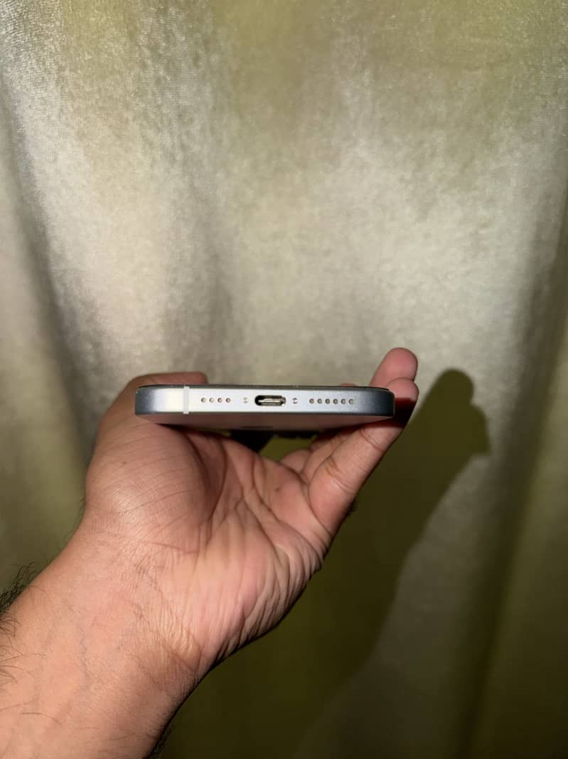 Iphone 15 plus jv 3