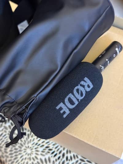 RØDE VideoMic NTG Shotgun Mic (3.5mm + USB-C) – Excellent Condition