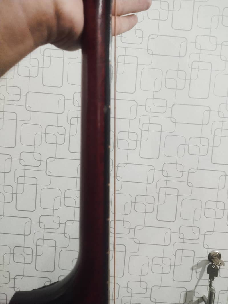 6 strings Guitar 3