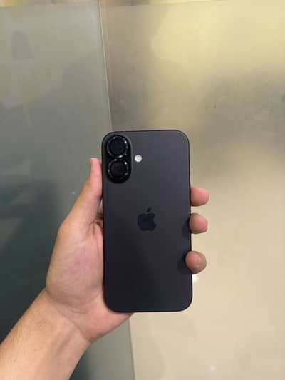 iPhone 16 Non Pta - JV, 10/10 Phone. 3 months used only