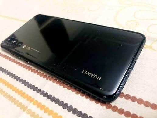 Huawei P20 Pro 0