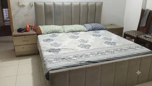 double bed with dressing table