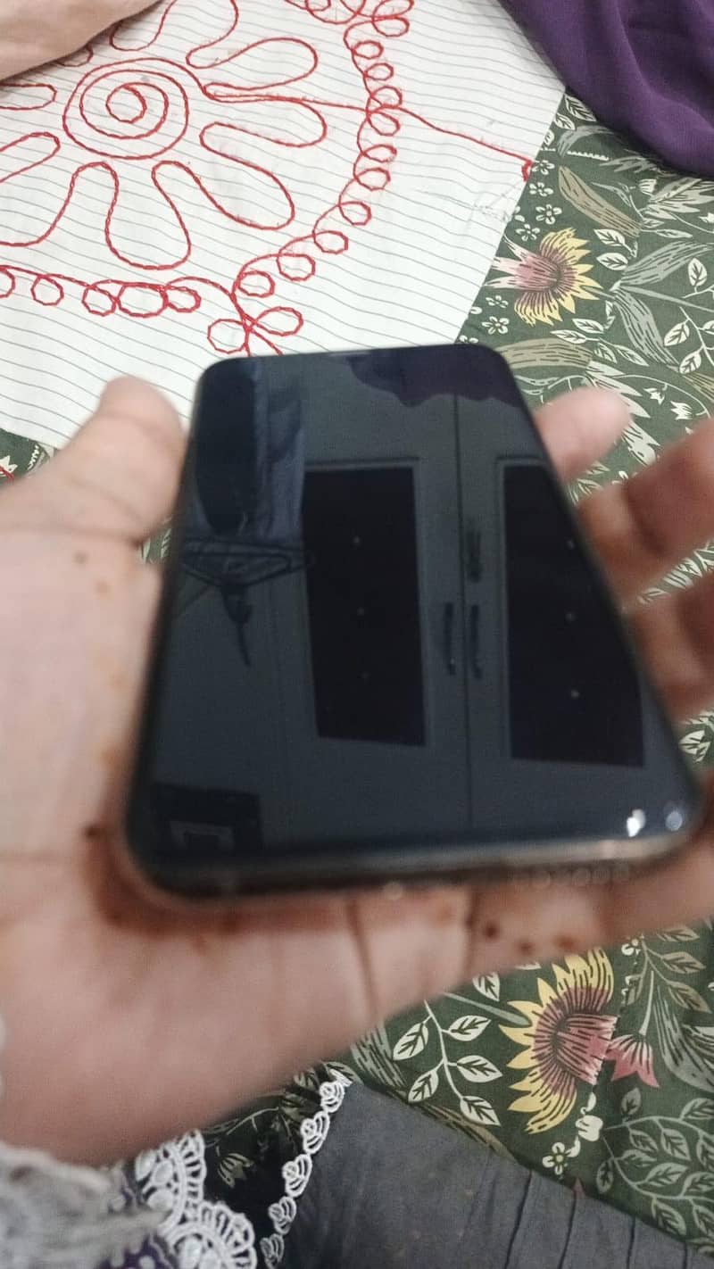 Apple iPhone XS 2